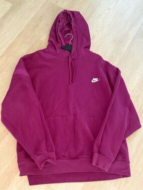 Nike Men's Maroon Crewneck Hoodie